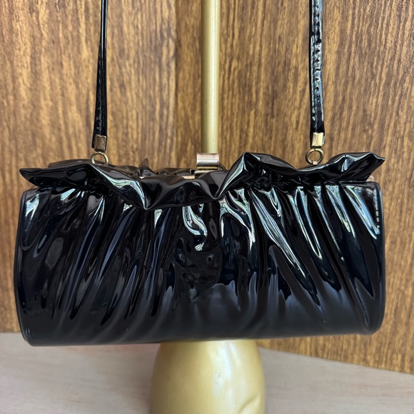 Vintage Black‎ Vinyl Ruffle Coquette Crossbody Evening Cocktail Purse Bag Clutch - Picture 1 of 11